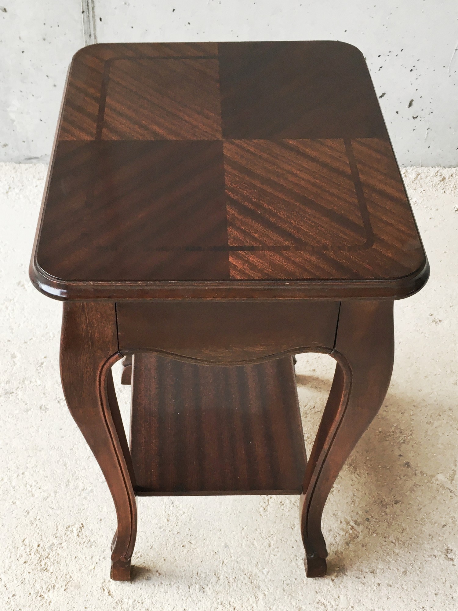 Nachttisch Antikstil Beistelltisch Holz Vintage Mahagonifurnier Antikstil