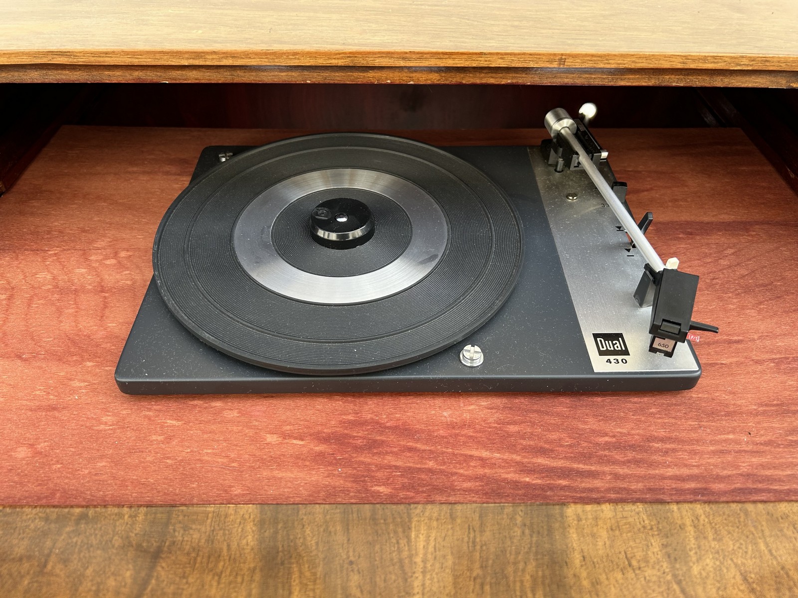 Plattenspieler Schrank antik Vinyl Vintage Musikschrank Möbel