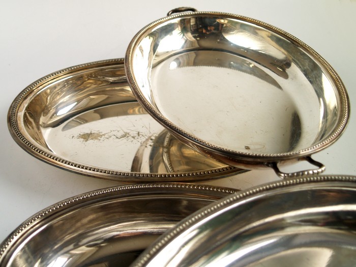 Servierplatte versilbert mit Deckel Vintage