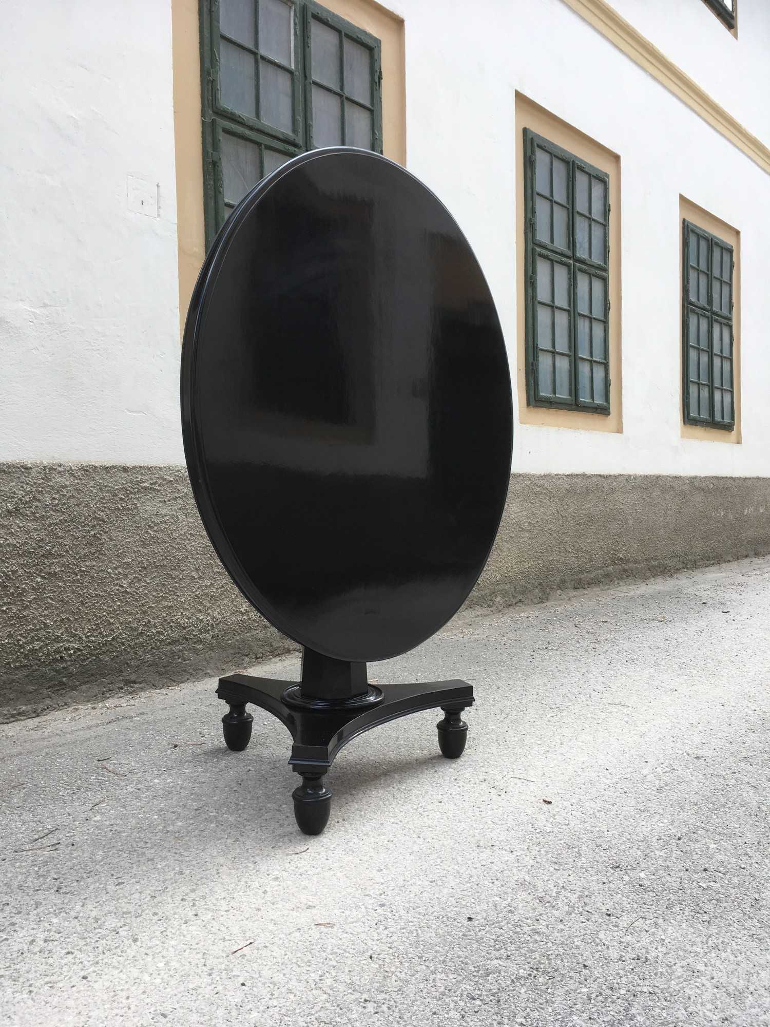 Tisch antiker runder Esstisch klappbar Speisetisch schwarz restauriert Empire Jugendstil Biedermeier Vollholz Antiquität