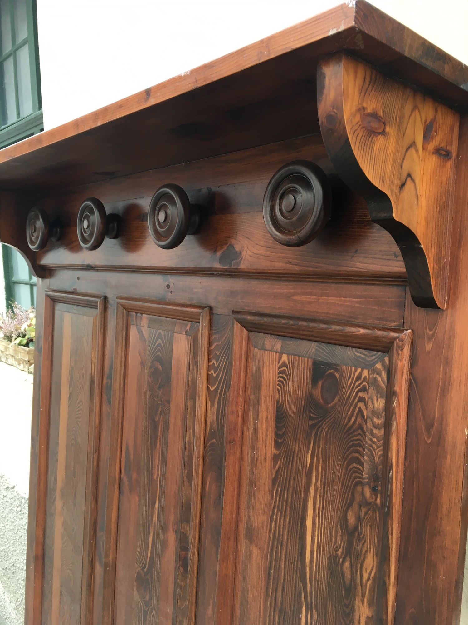 Garderobenwand Garderobe Garderobenpaneel kassettiert Landhausstil Weichholz