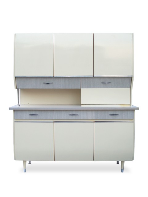 alter Küchenschrank