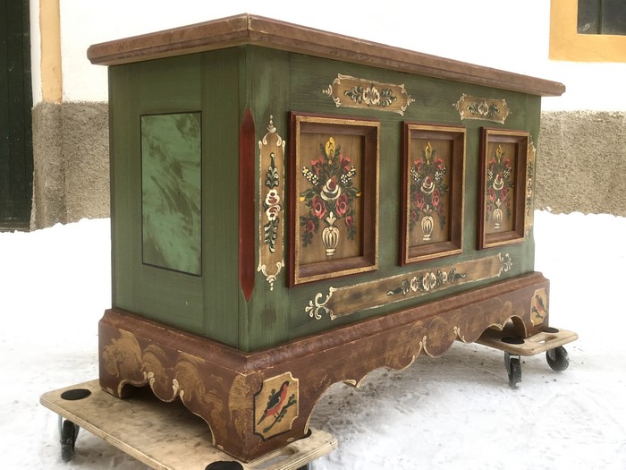 Bauerntruhe Voglauer grün