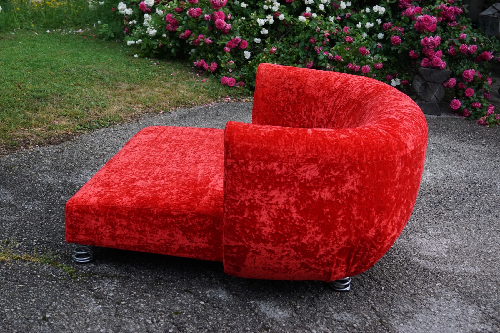 BRETZ Sofa Chill Longchair Designklassiker rot Loveseat