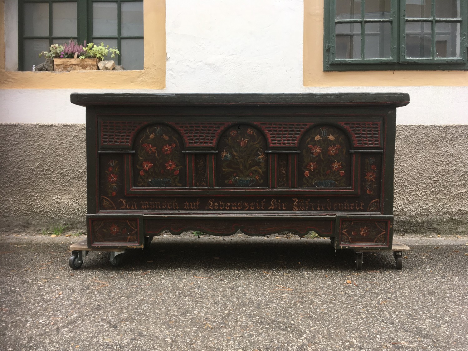 Bauerntruhe handbemalt Truhe provinziell antik 19. Jhdt. gross Weichholz massiv