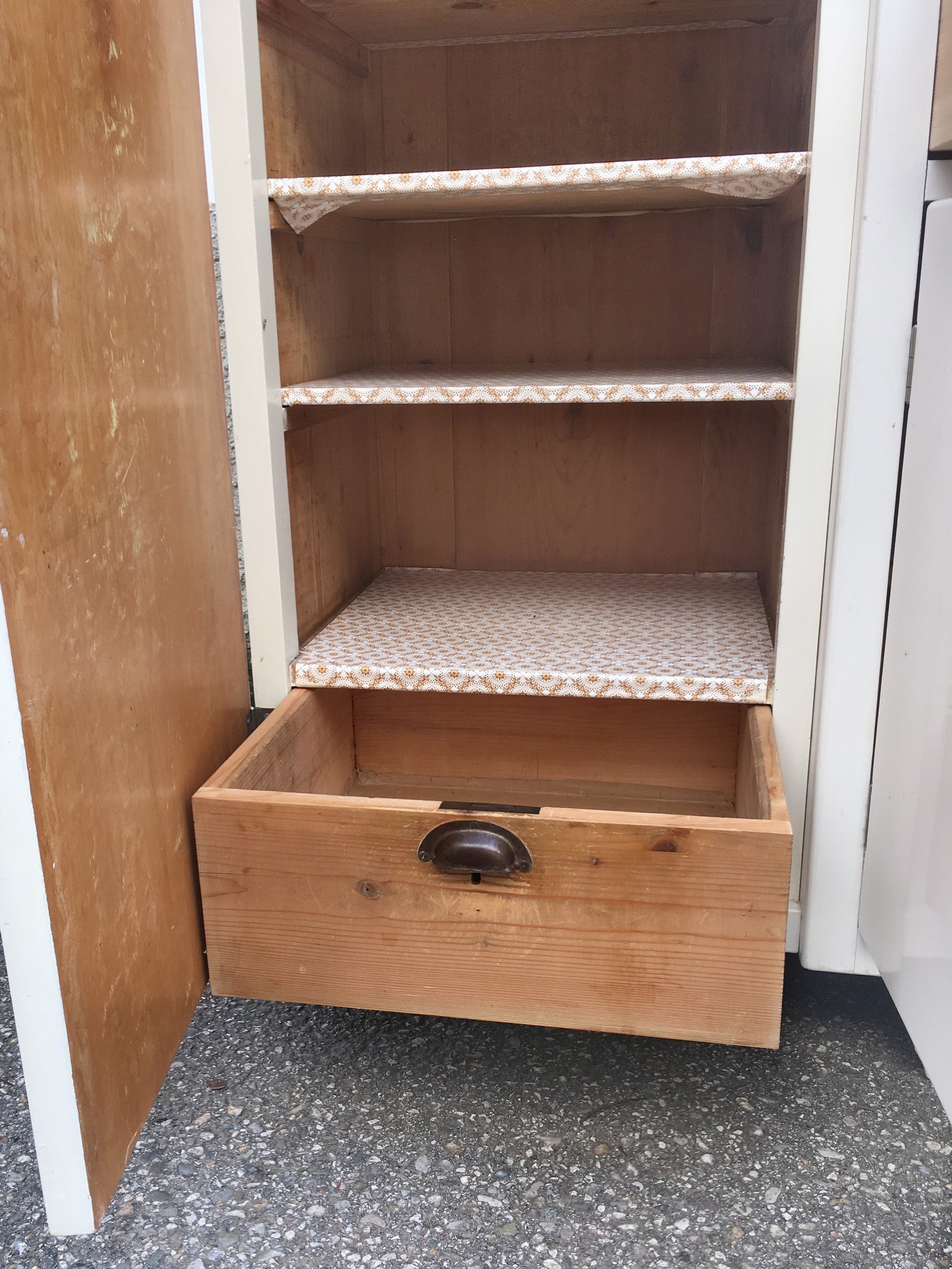 Küchenschrank Vintage creme Omas Schrank antik Vorratsschrank Naturholz