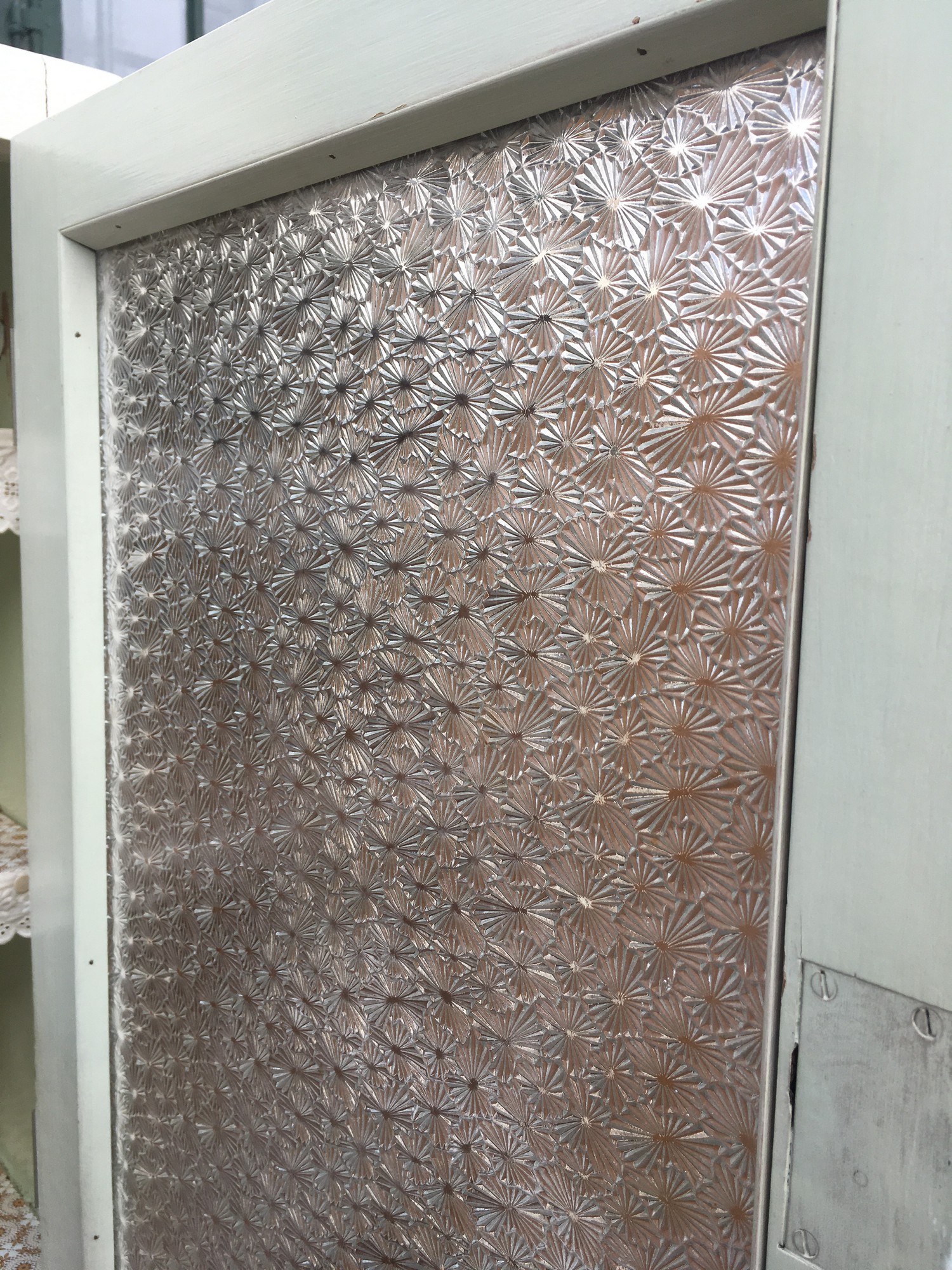 Kredenz Küchenschrank Vintage Retro dreiteilig creme MidCentury Vorratsschrank Anrichte