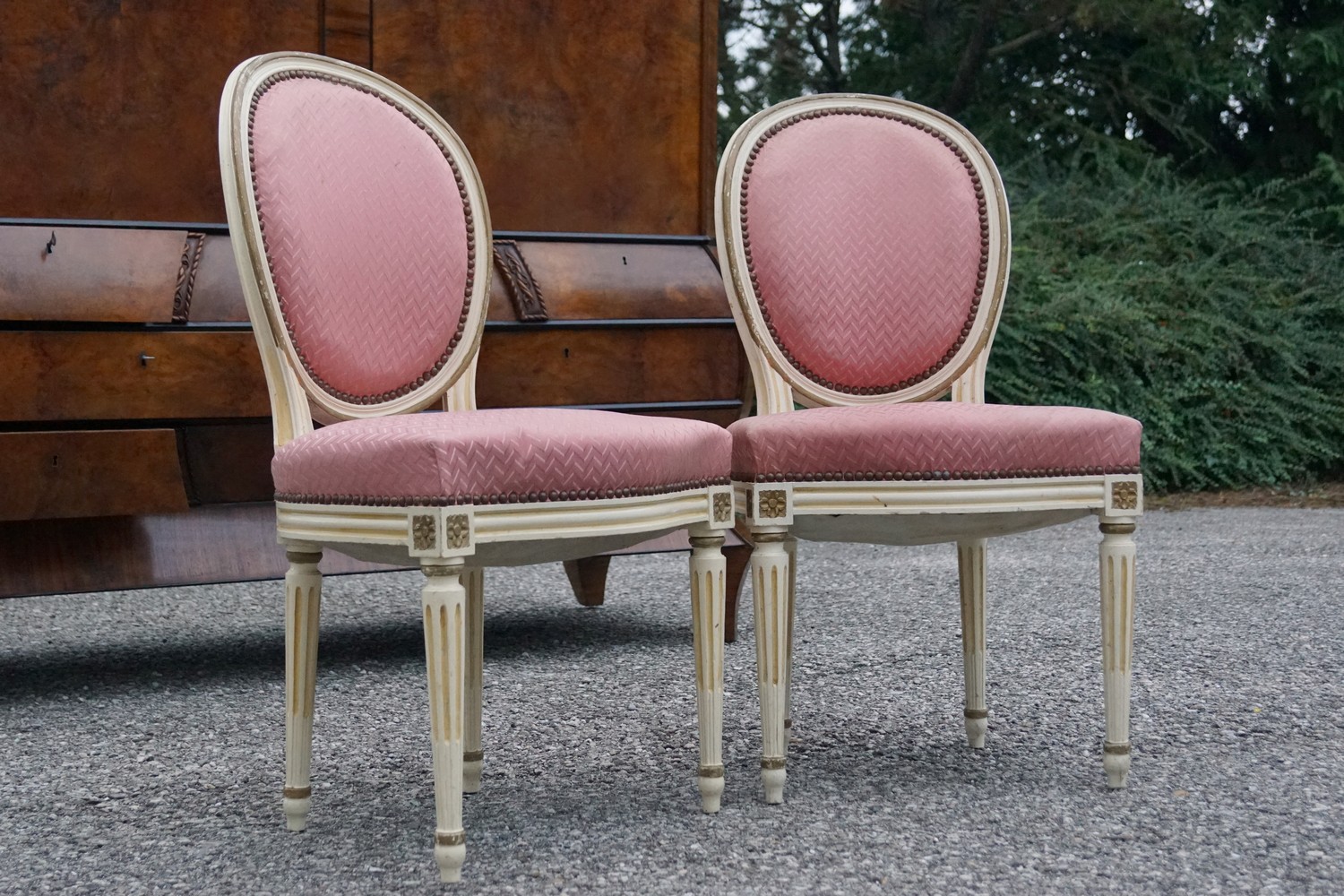 Sessel Louis XVI antike Massivholz Stilmöbel weiß rosa