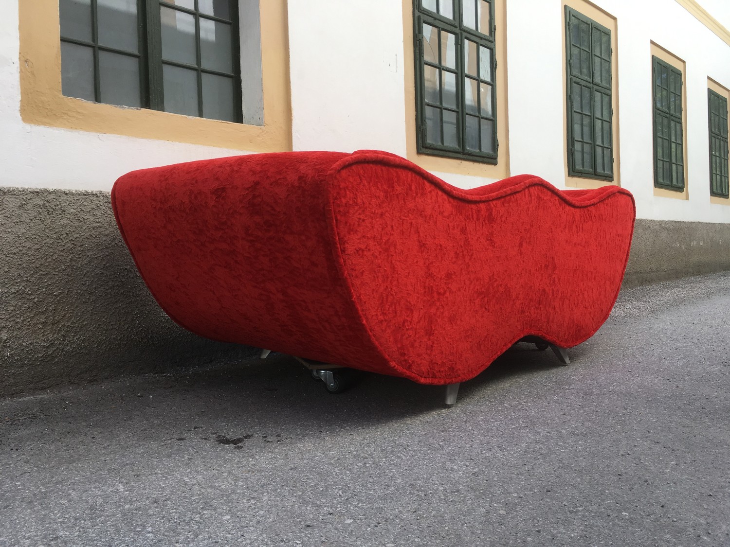 Bretz Sofa Laola rot neuwertig gebraucht