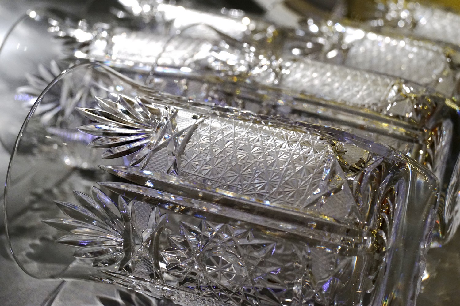 Bleikristall Gläser geschliffen Wassergläser Waffel Raute Schliff Bier Vintage neuwertig