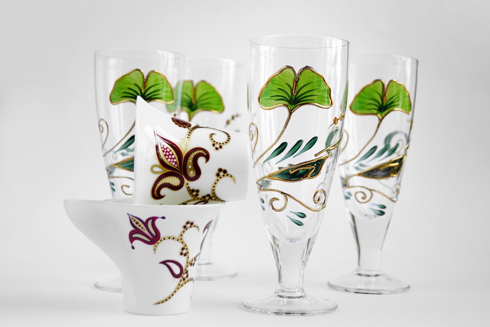 Pfiff Biergläser Nagel Kristallgläser Ginko Traumwelten bemalt grün gold