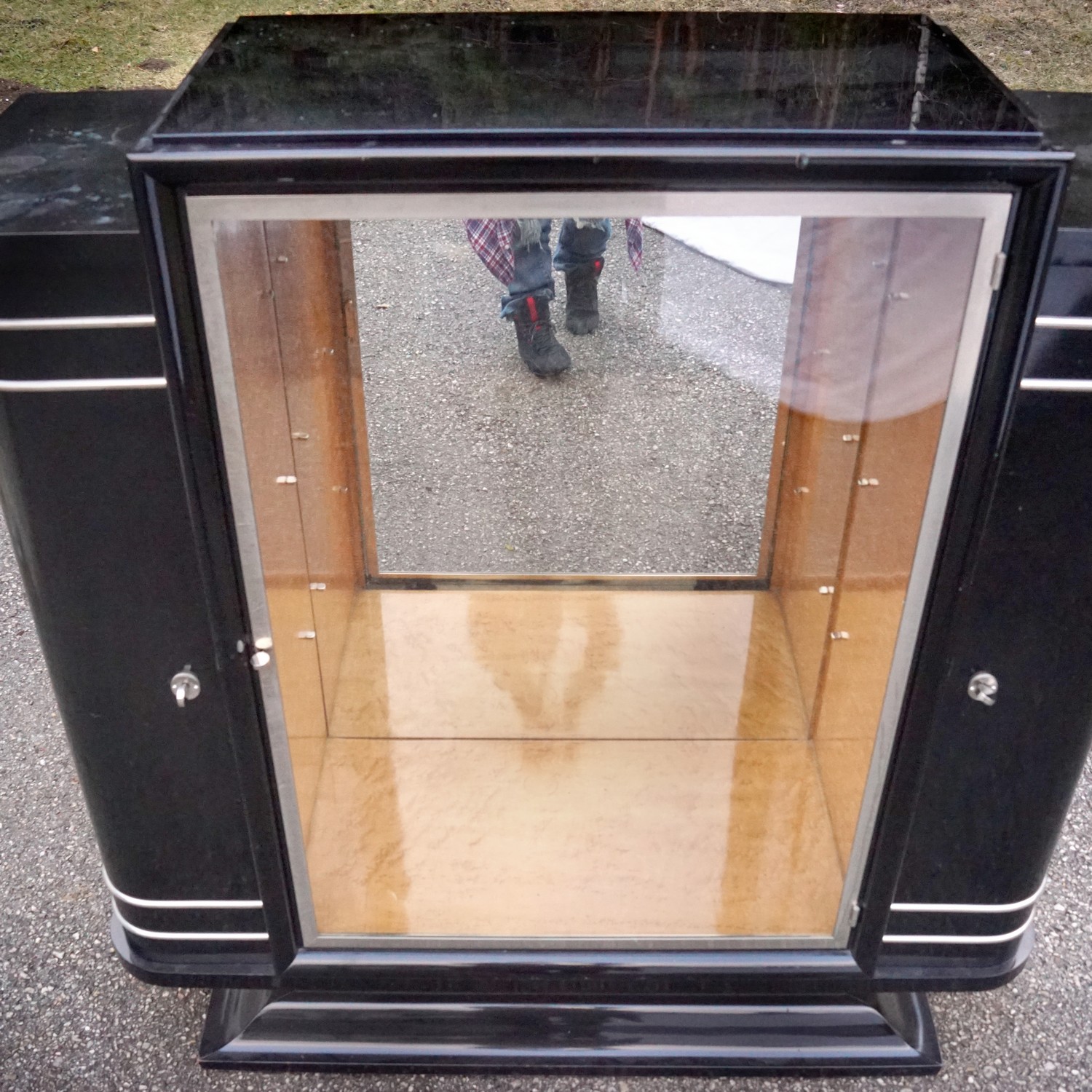 Antiker Schrank ARTDECO schwarz Chromliner Vitrine noir Möbel Original 30er-Jahre Vitrine Wurzelholz Verspiegelt Chromleisten Scheinen silber