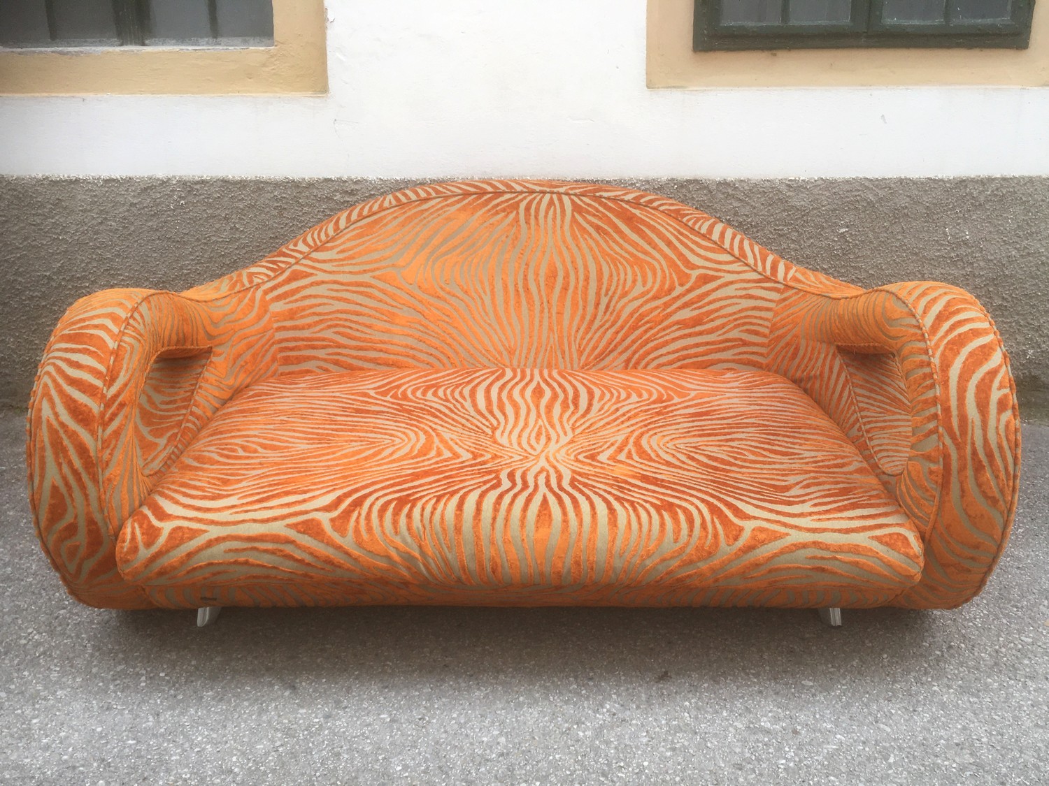 Bretz Sofa Slowrider Zebra Orange achtsam gebrauchtes Designermöbel Tangerine