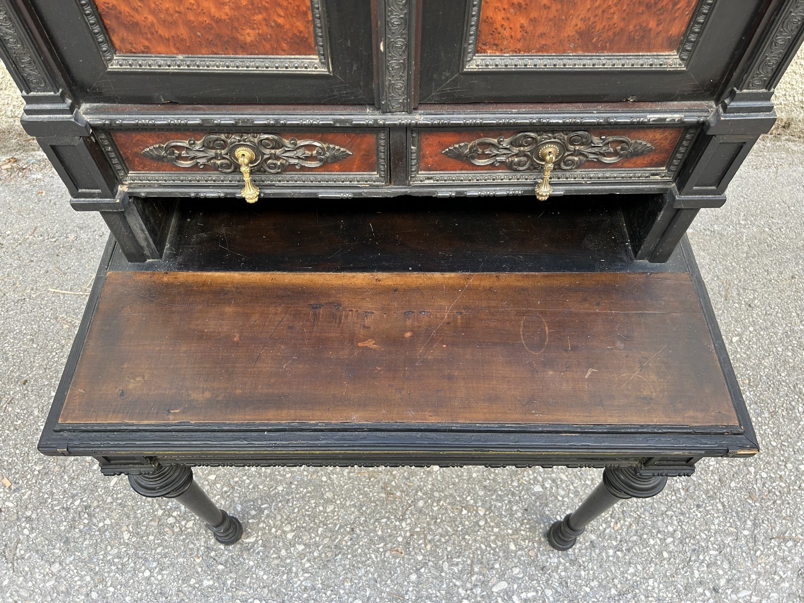 antiker Schreibtischsekretär Möbel Antiquität 1740 Schrank Möbel requisite Film Leihmöbel Schreibschrank