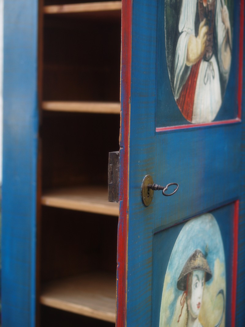 bemalter Dielenschrank Landhausmöbel Antiquität