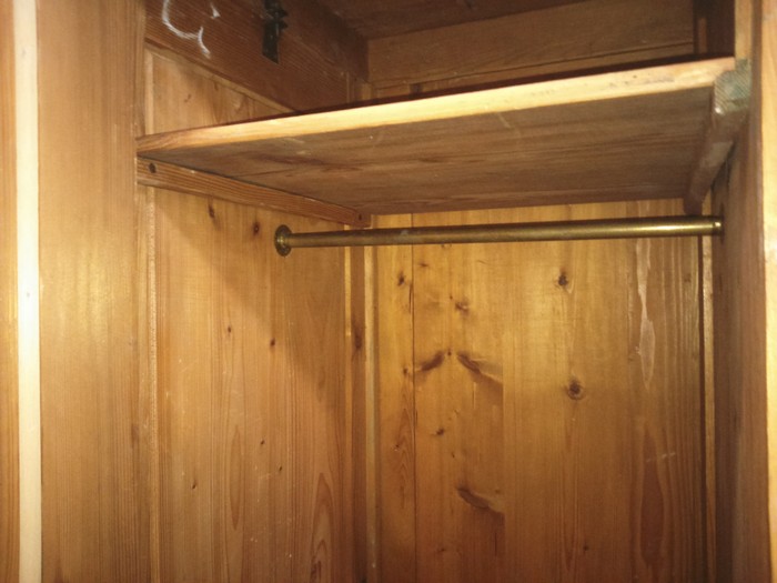 antiker Schrank Naturholz