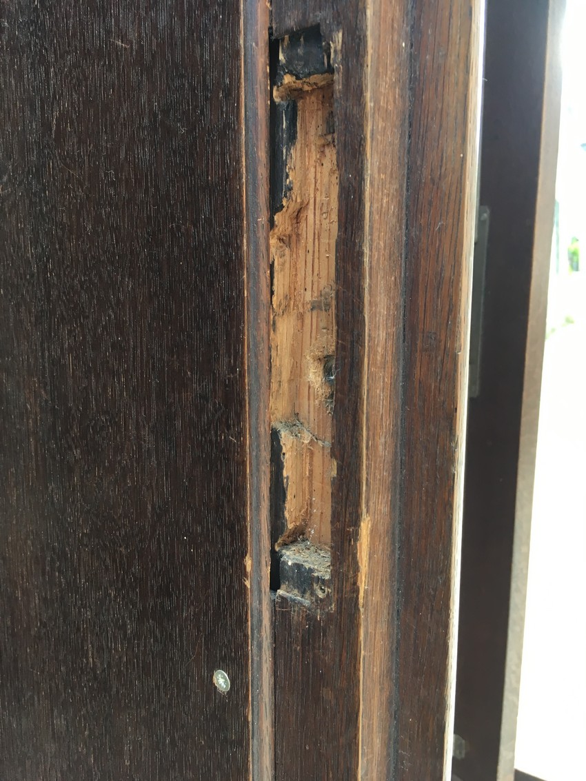 Schrank antik Schloss erneuern