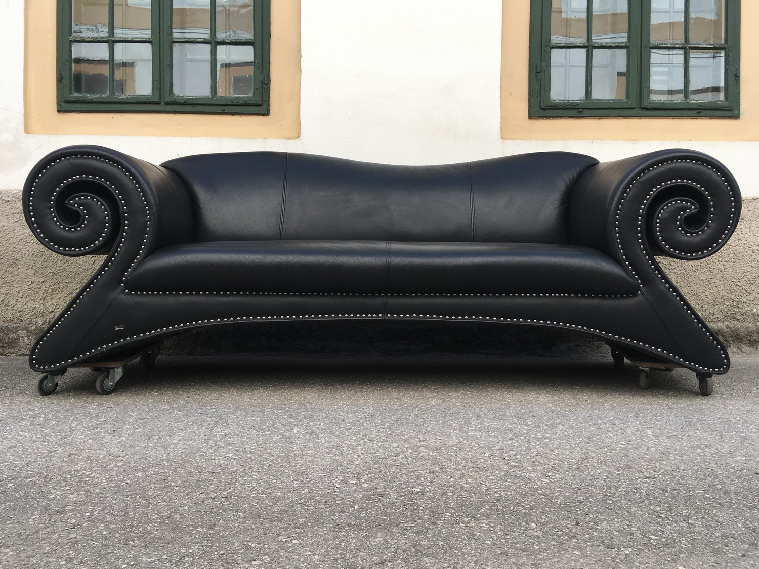 Design Sofa Original noir Bretz gebraucht neuwertig Film Requisite Nachhaltig Möbel kaufen