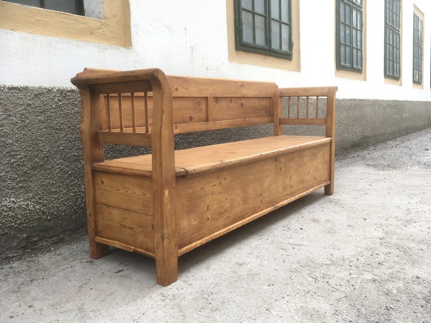 Weichholz Truhenbank antik