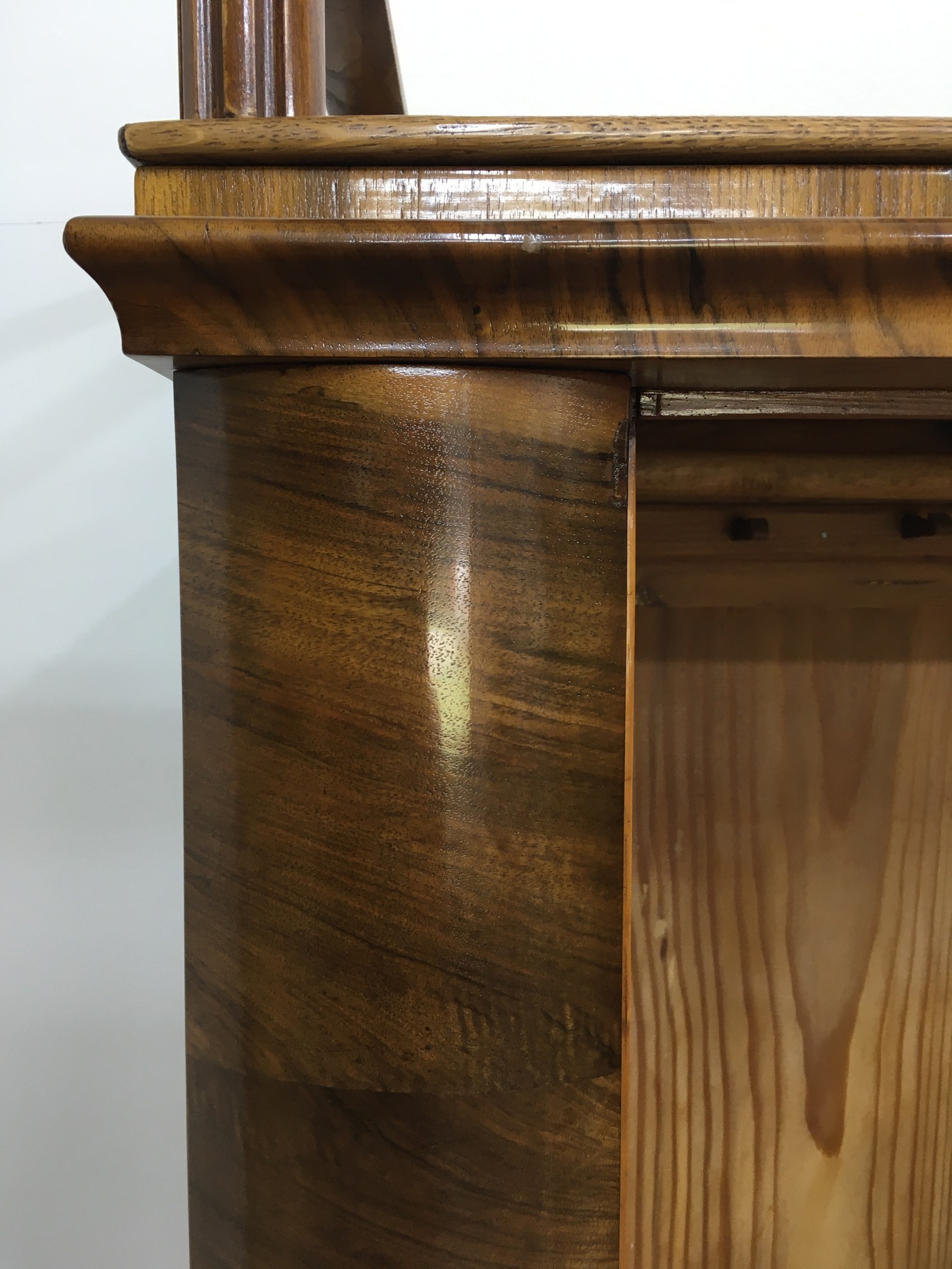 Biedermeier Dielenschrank