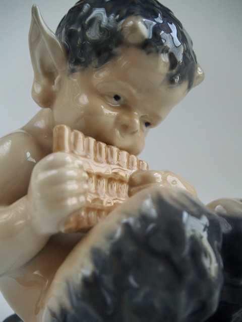 Faun mit Panfloete