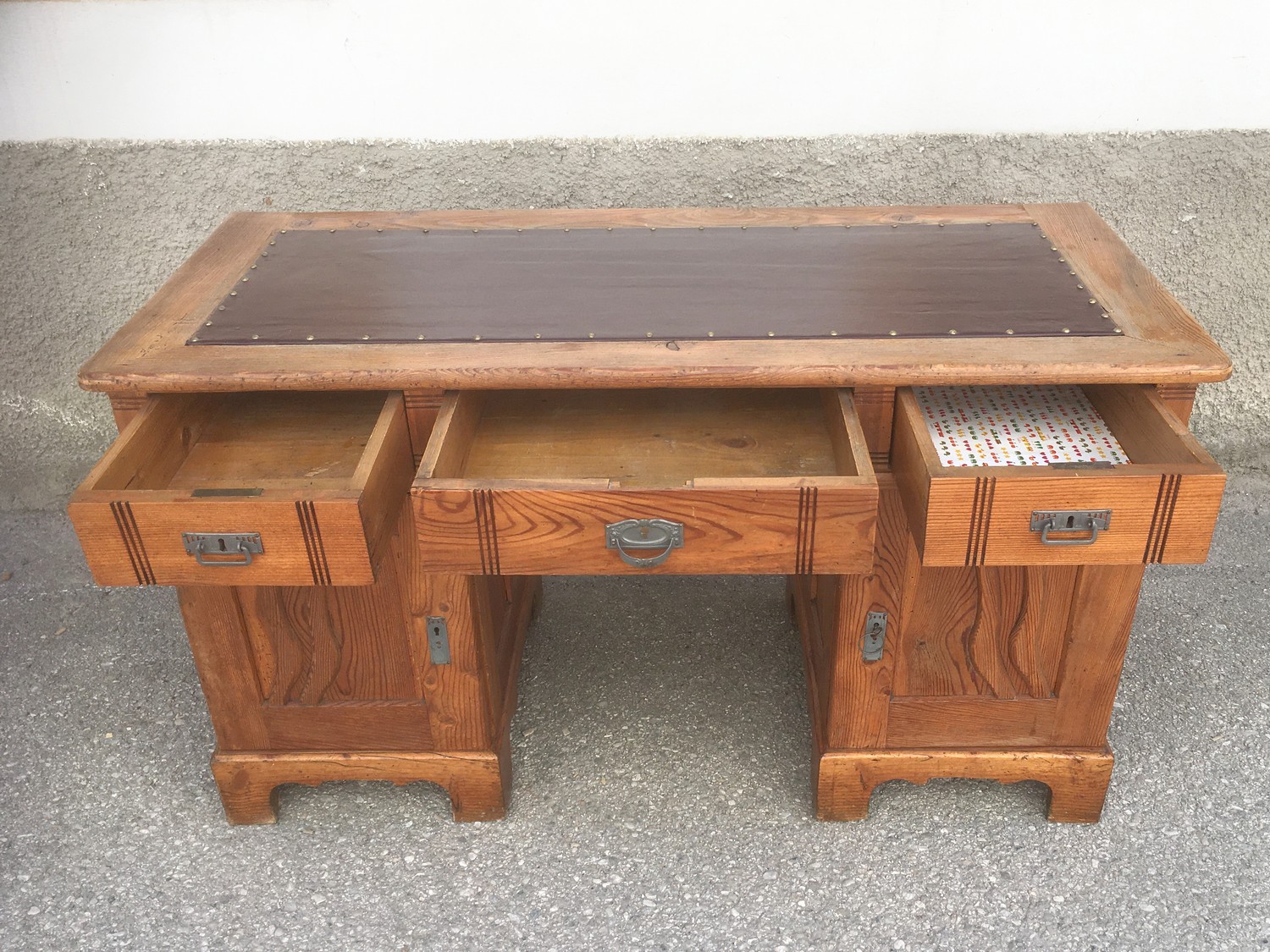 Schreibtisch Weichholz antik