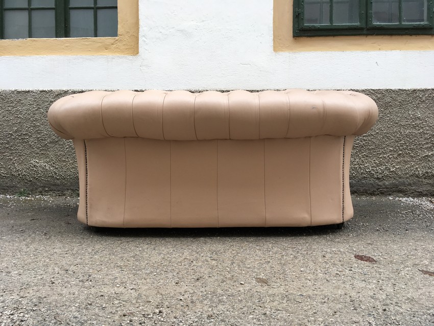 Ledersofa englisch Chesterfield creme gebraucht neuwertig