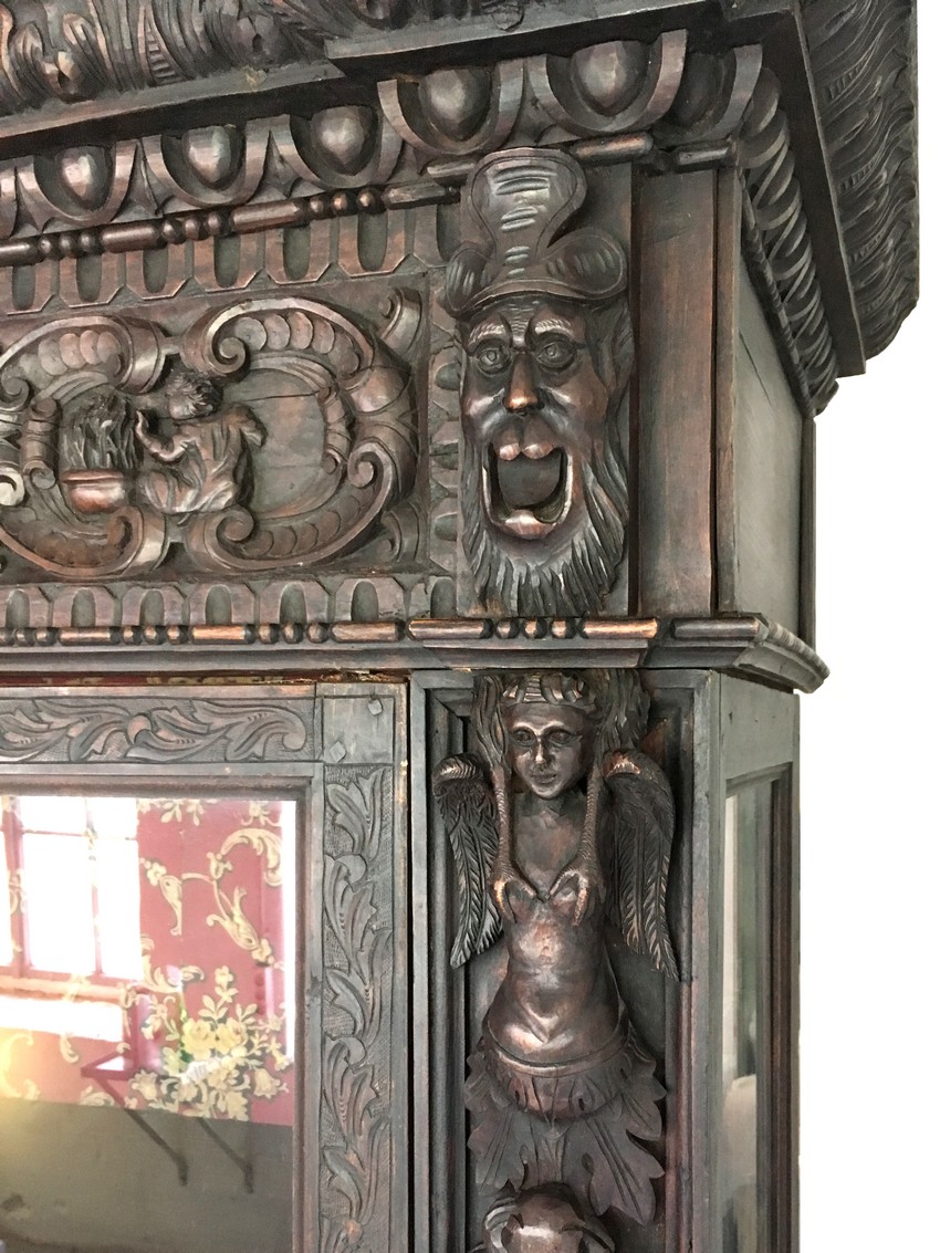 Historismus Vitrine antik