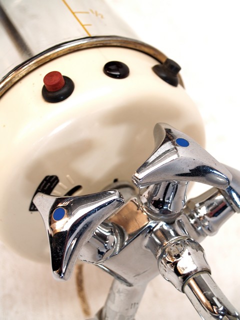 Retro Waschtisch Wasserboiler