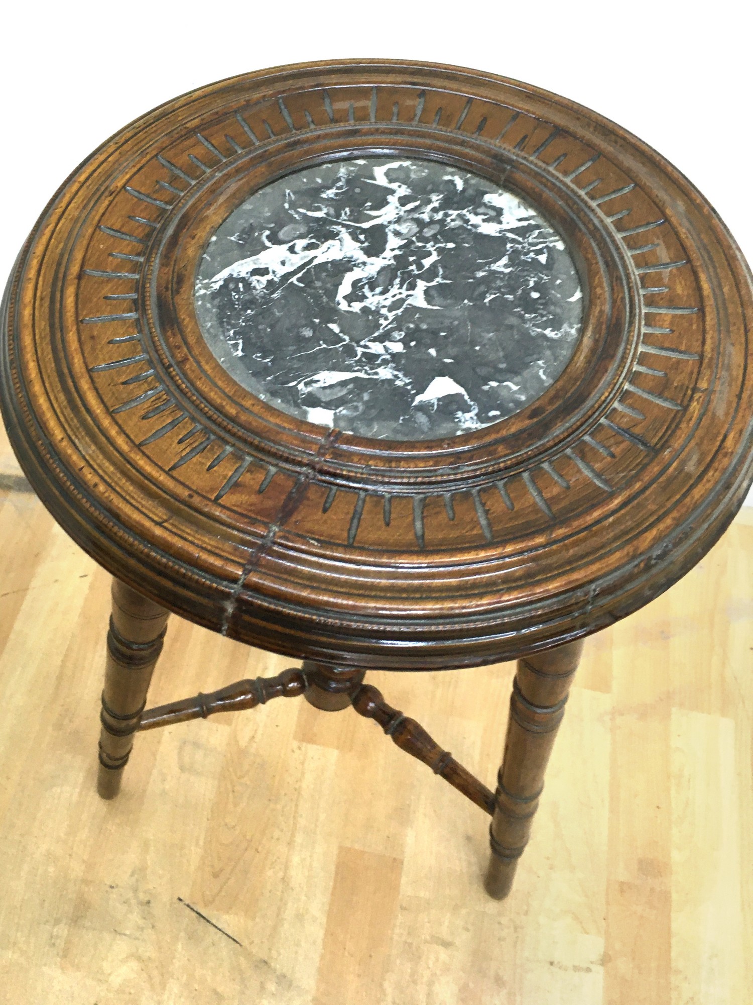 Historismus Blumentisch Marmor Vollholz Beistelltisch rund
