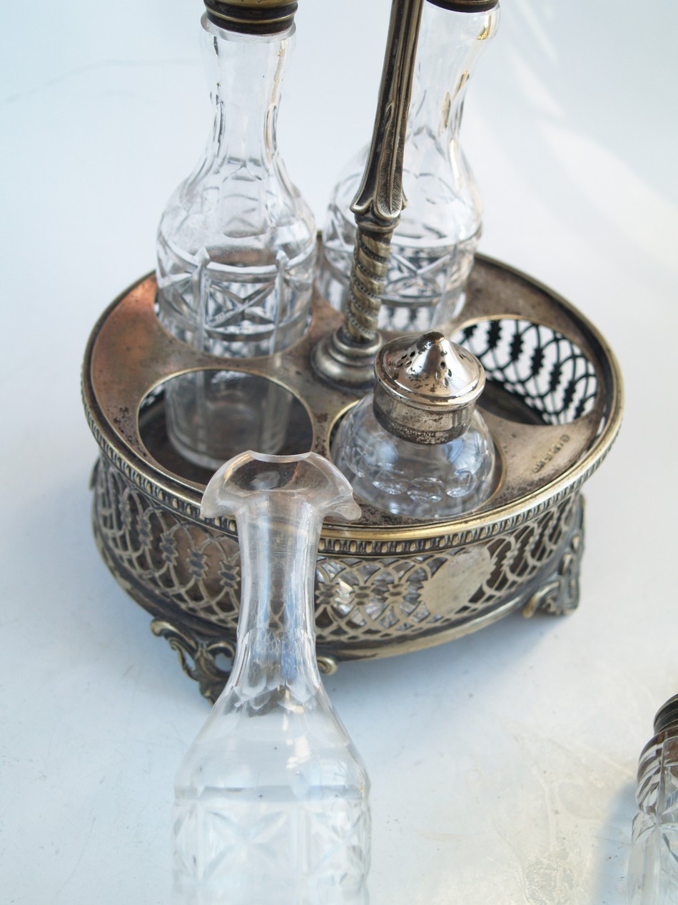 Versilbert Gewürzbehälter Menage Kristall