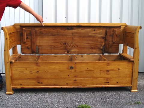 antike Truhenbank Landhausstil