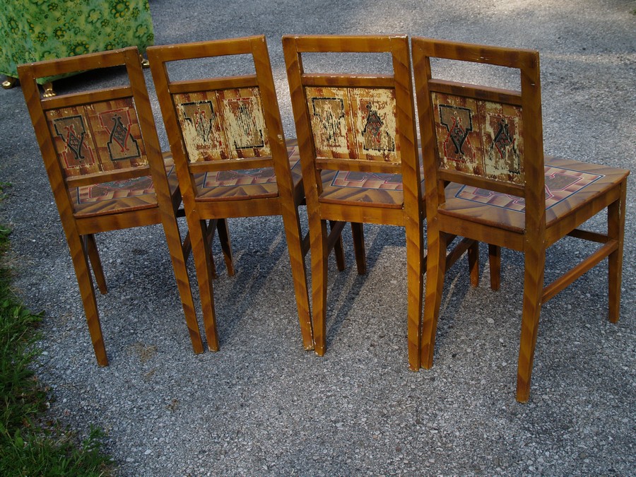 Sessel antike Landhausstil bemalte Stühle Bauernsessel Vintage Industrialdesign