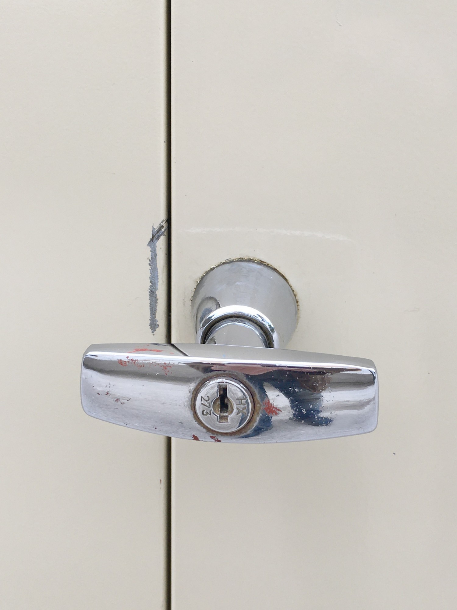 Apothekerschrank Original Arztschrank MidCentury Vintage Metallschrank Retro Industrialdesign Küchenvorratsschrank