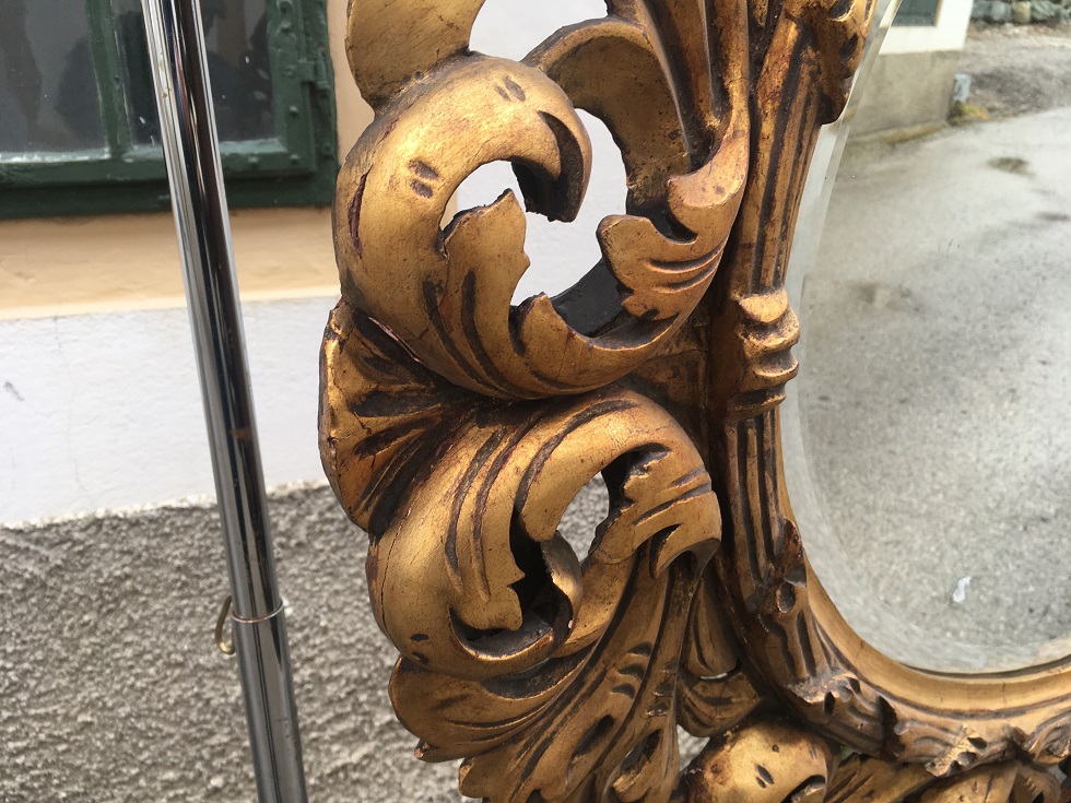 antiker Spiegel Florentiner Akanthusblätter geschnitzt Barock 17 Jahrhundert 18 Filmmöbel Requisite