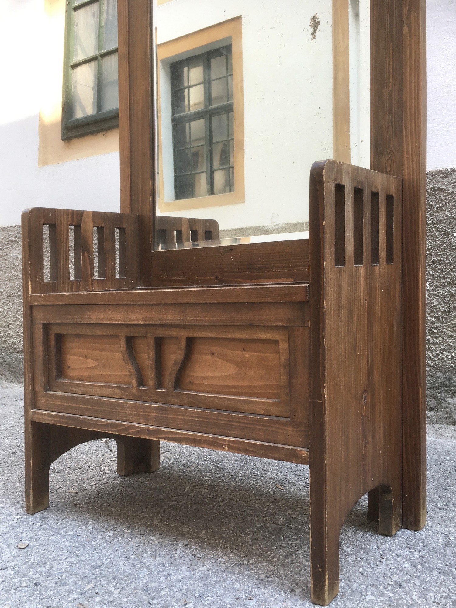 Jugendstil Garderobe Schrank