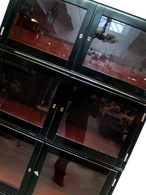 Jugendstil Bücherschrank schwarz