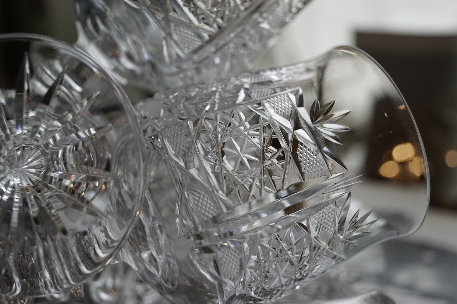 Bleikristallgläser Wein Burgunder J. Riedel geschliffen Stern Raute Vintage