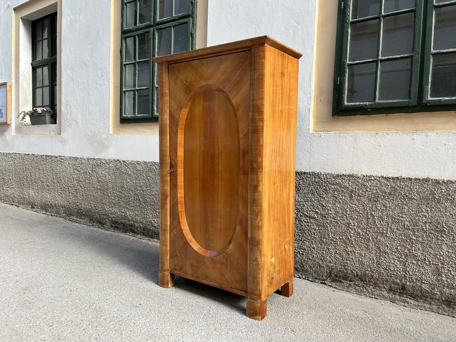 Biedermeier Kasten