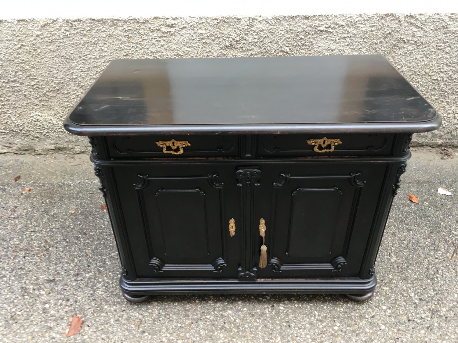 Kommode antiker noir Schrank schwarz Vollholz Möbel Gründerzeit