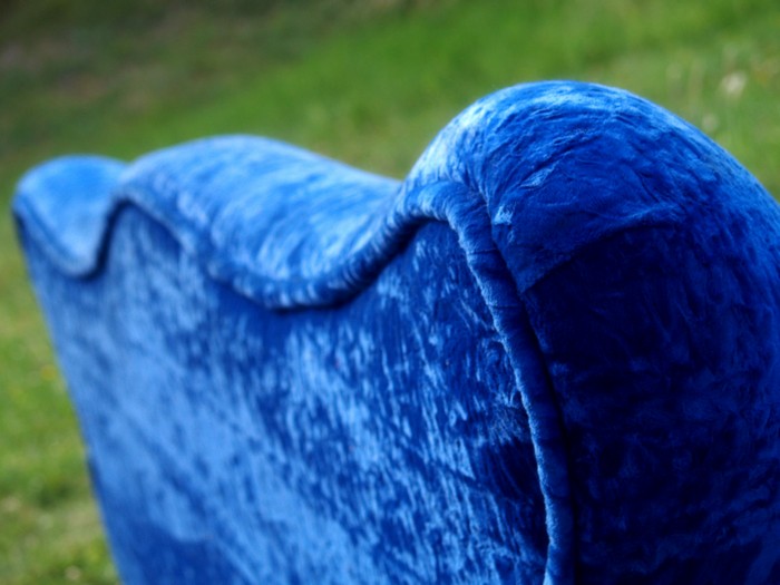 Bretz Samtstoff Sofa