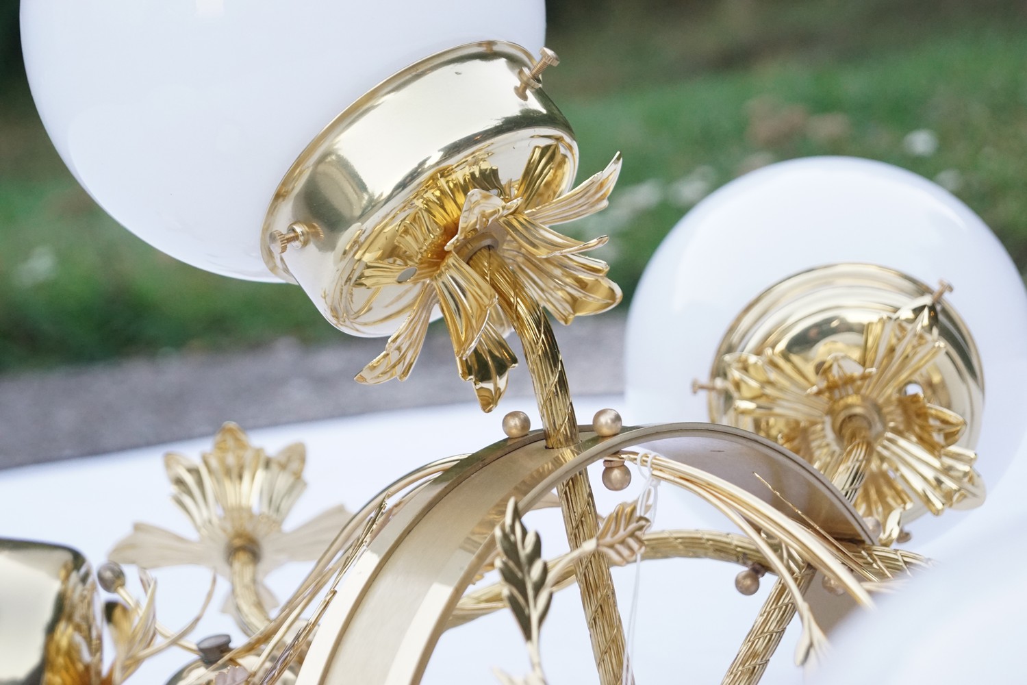 Deckenlampe Orion Wien Wandlampe goldener Leuchter Glaskugeln Wandlampe Cafehaus Opernball