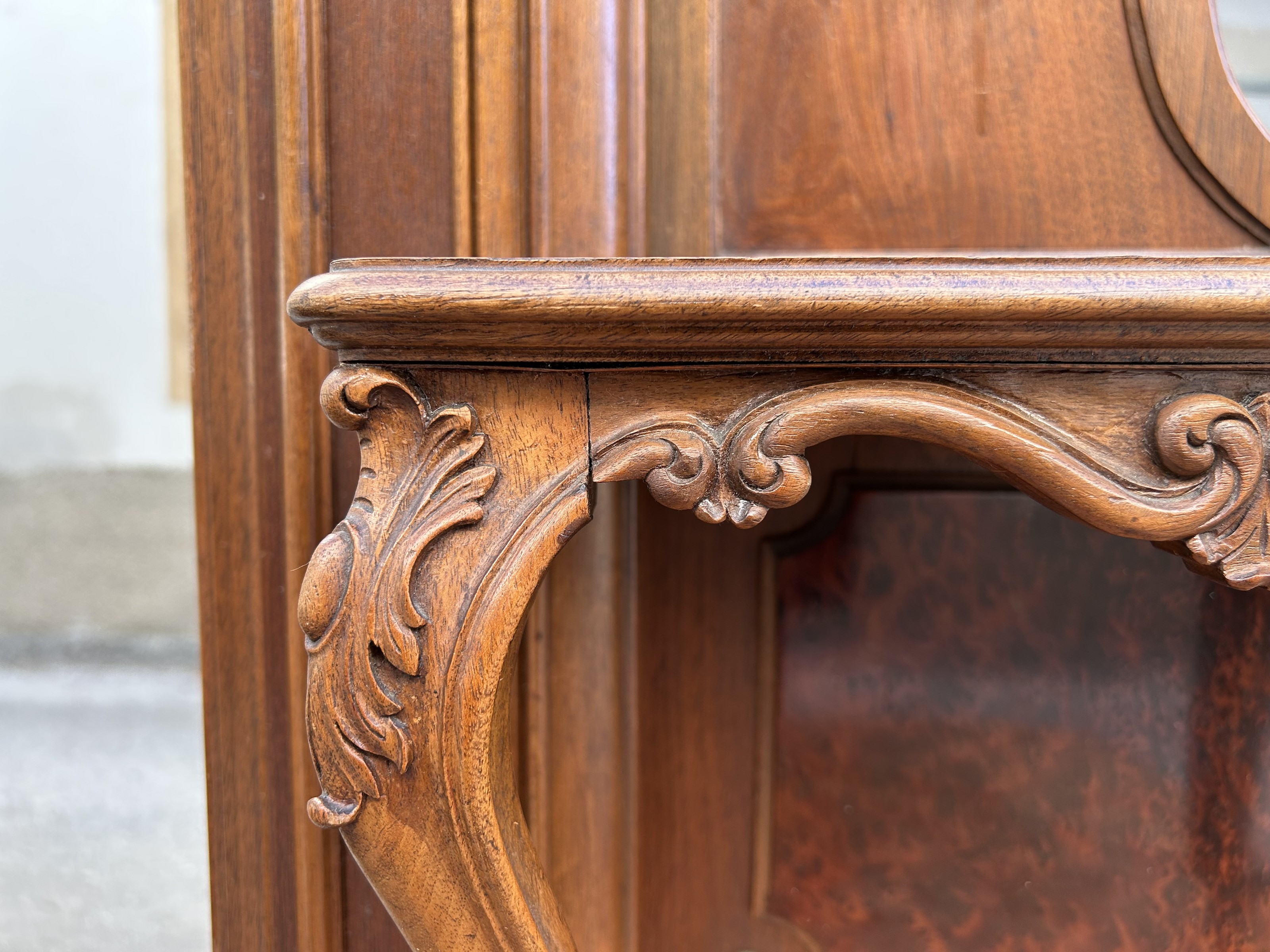 Garderobeschrank antik Wiener Pfeifenbarock 1870 Möbel mit großem Spiegel und Marmorplatte