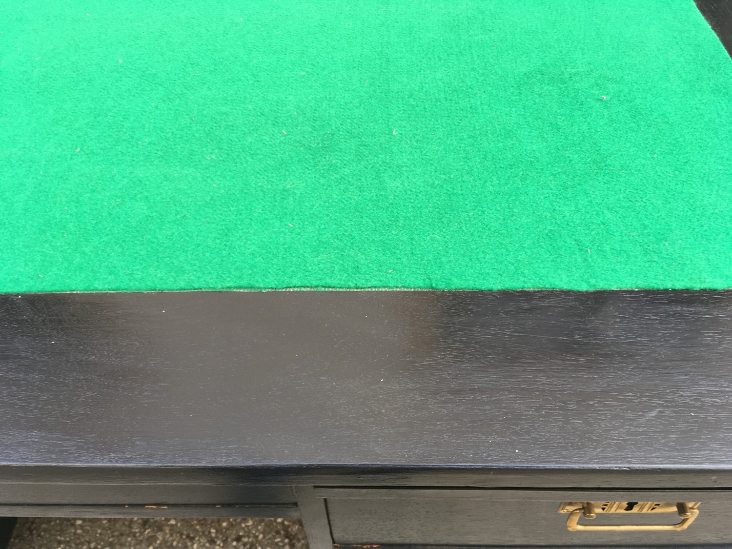 Schreibtisch Jugendstil 1920 antik restauriert, schwarzer Freisteher