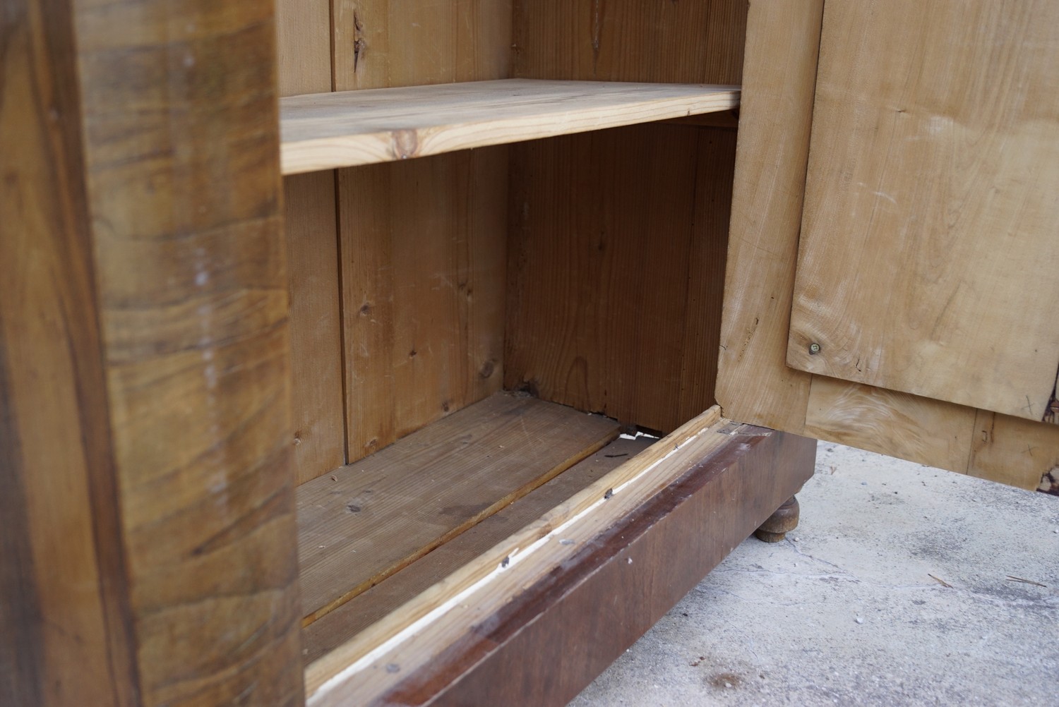 antiker Schrank Biedermeier Vollholz Möbel