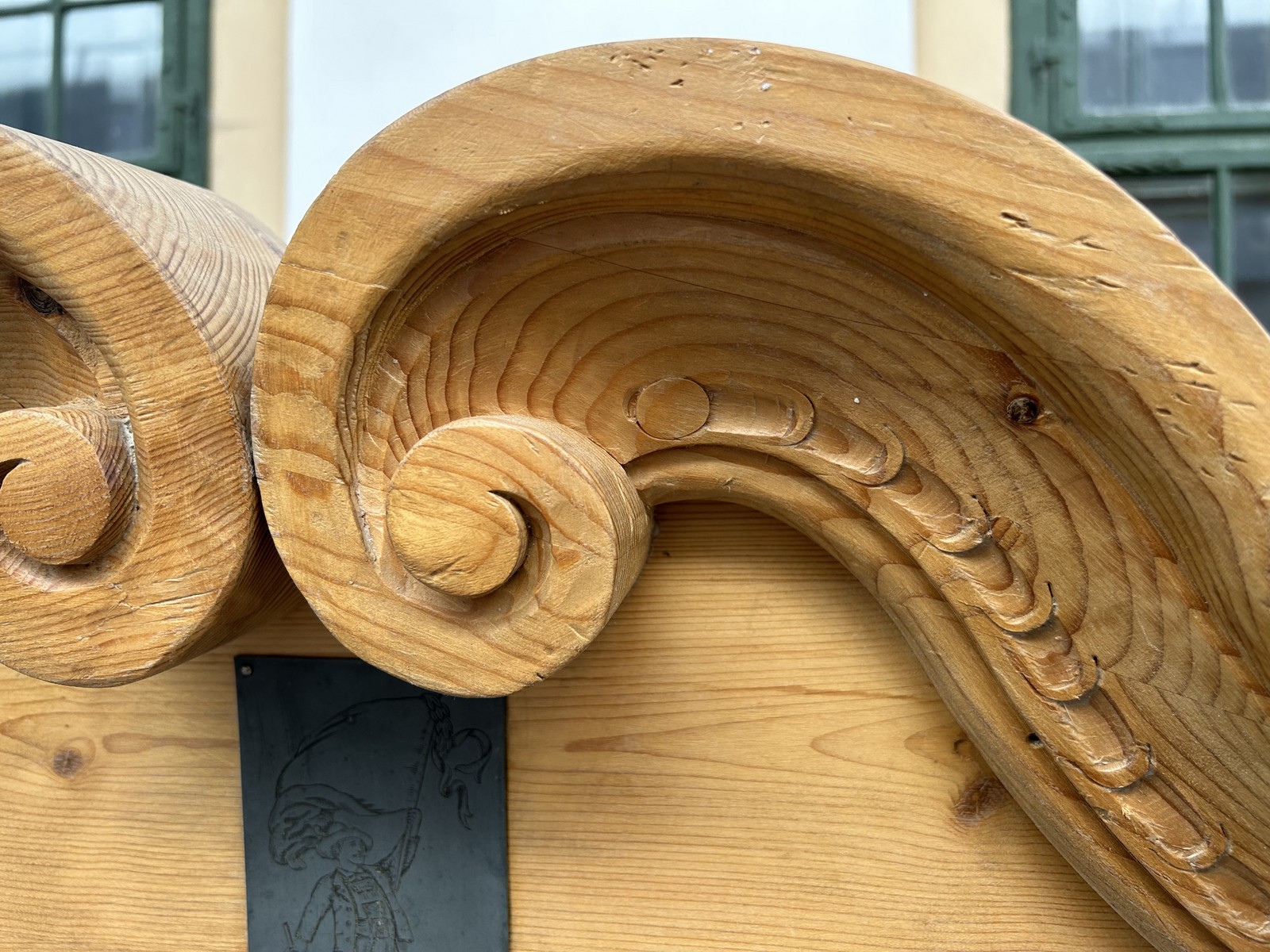 Bauernschrank Teisendorfer Fahnenschwinger Massivholz Möbel