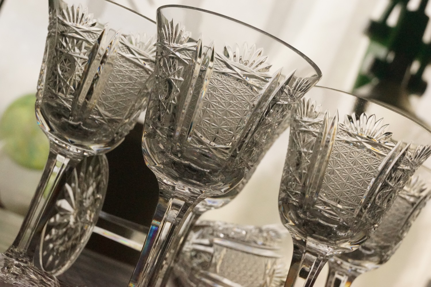 Bleirkristall Gläser geschliffen Vintage neuwertig vitrinengepflegt Likör Schnaps