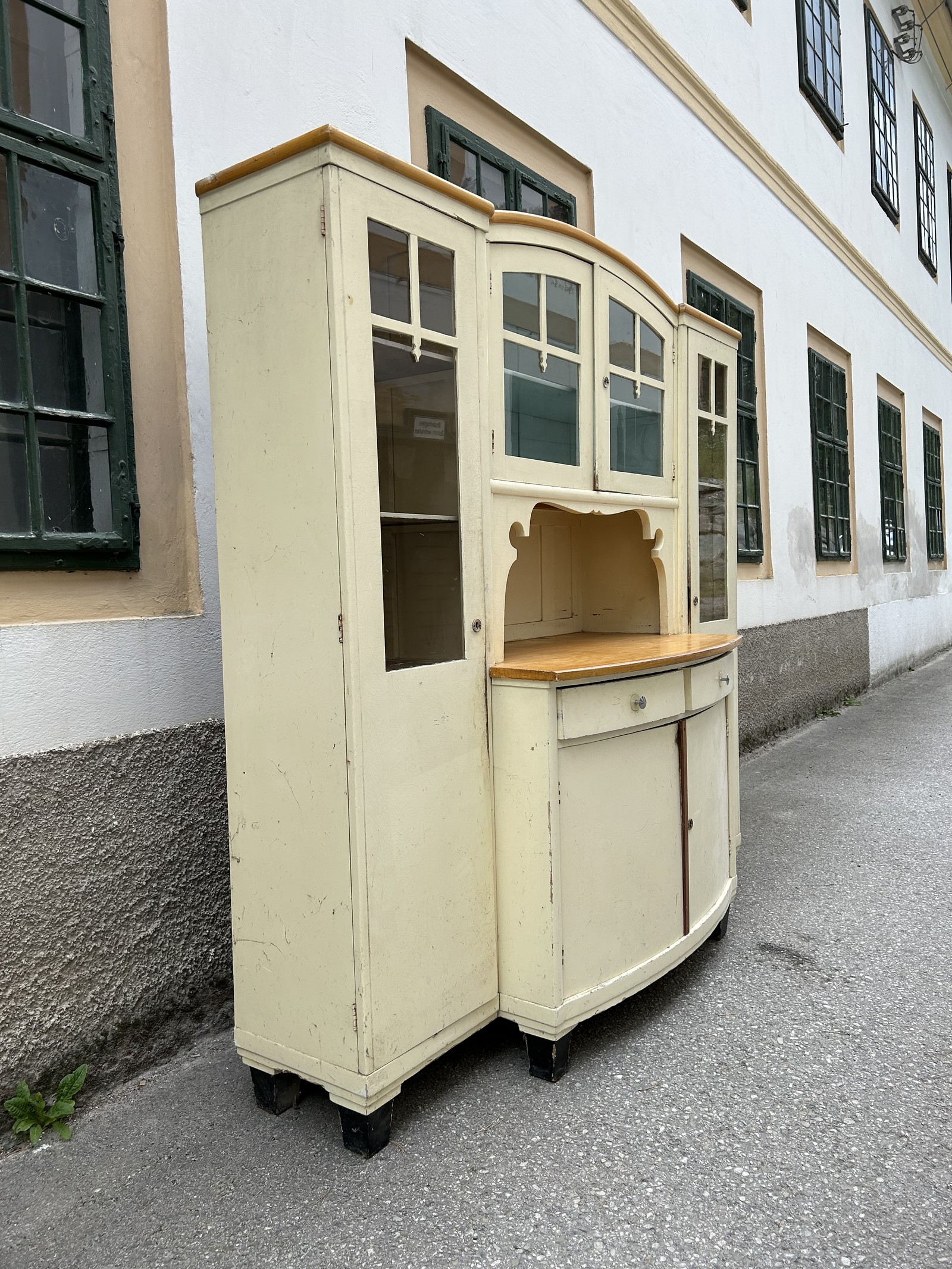 Kredenz creme antik Vintage Küche Möbel Omas Schrank