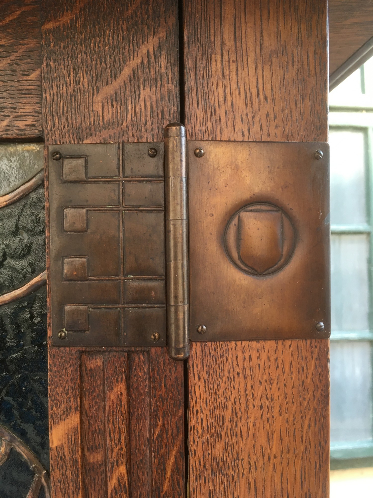 Kredenz August Ungethüm Jugendstil antik Kolo Moser Blätter Herzen Buffetschrank Schrank Buffet