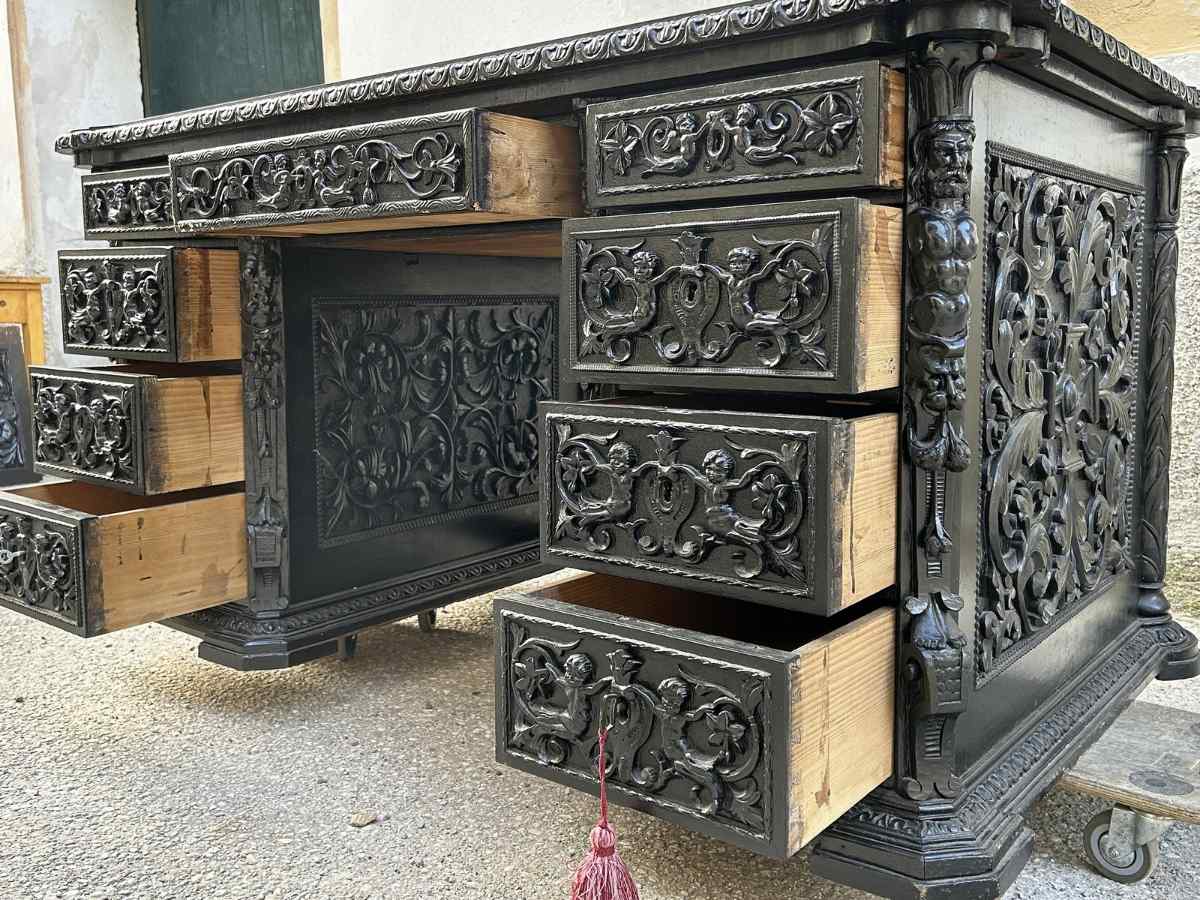 Antiquität Renaissance Schreibtisch antik Barock Möbel Firlmrequisite